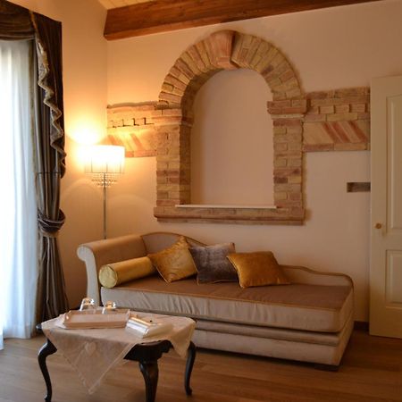 Agriturismo De Luca Mozzagrogna Εξωτερικό φωτογραφία